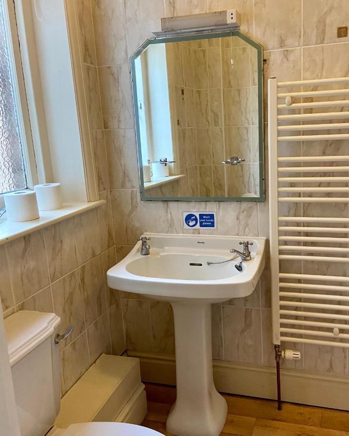 Riverbank House Матлок Экстерьер фото